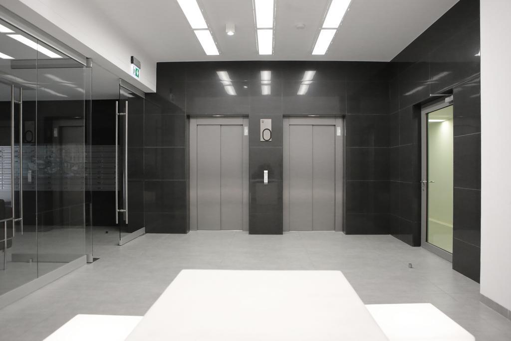 Super-Apartamenty Prestige พอซนาน ภายนอก รูปภาพ