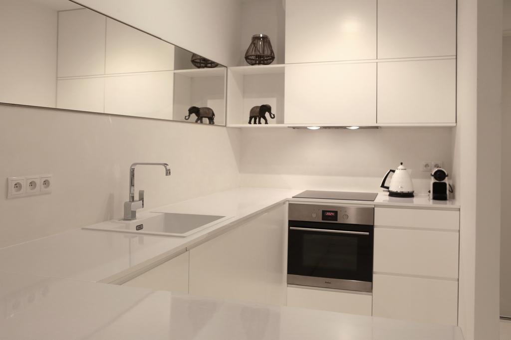 Super-Apartamenty Prestige พอซนาน ภายนอก รูปภาพ